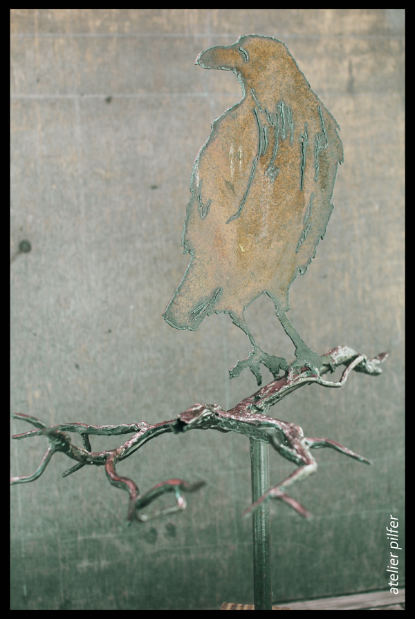 Le corbeau sculpture